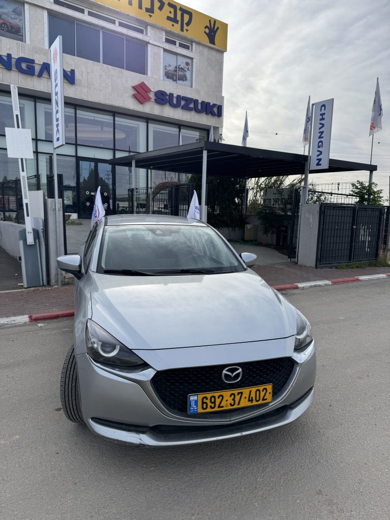רכב מיני למכירה מזאדה